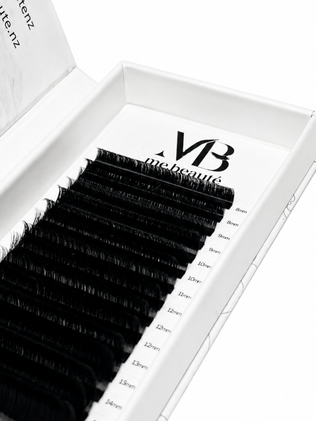 Easy Volume Fans - Mixed Size Lashes - 0.03mm