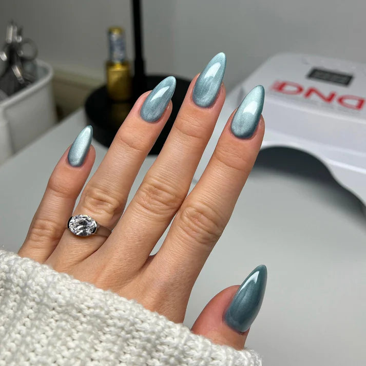 DIVA 9D Cat Eye Glassball #10- Glass Slipper