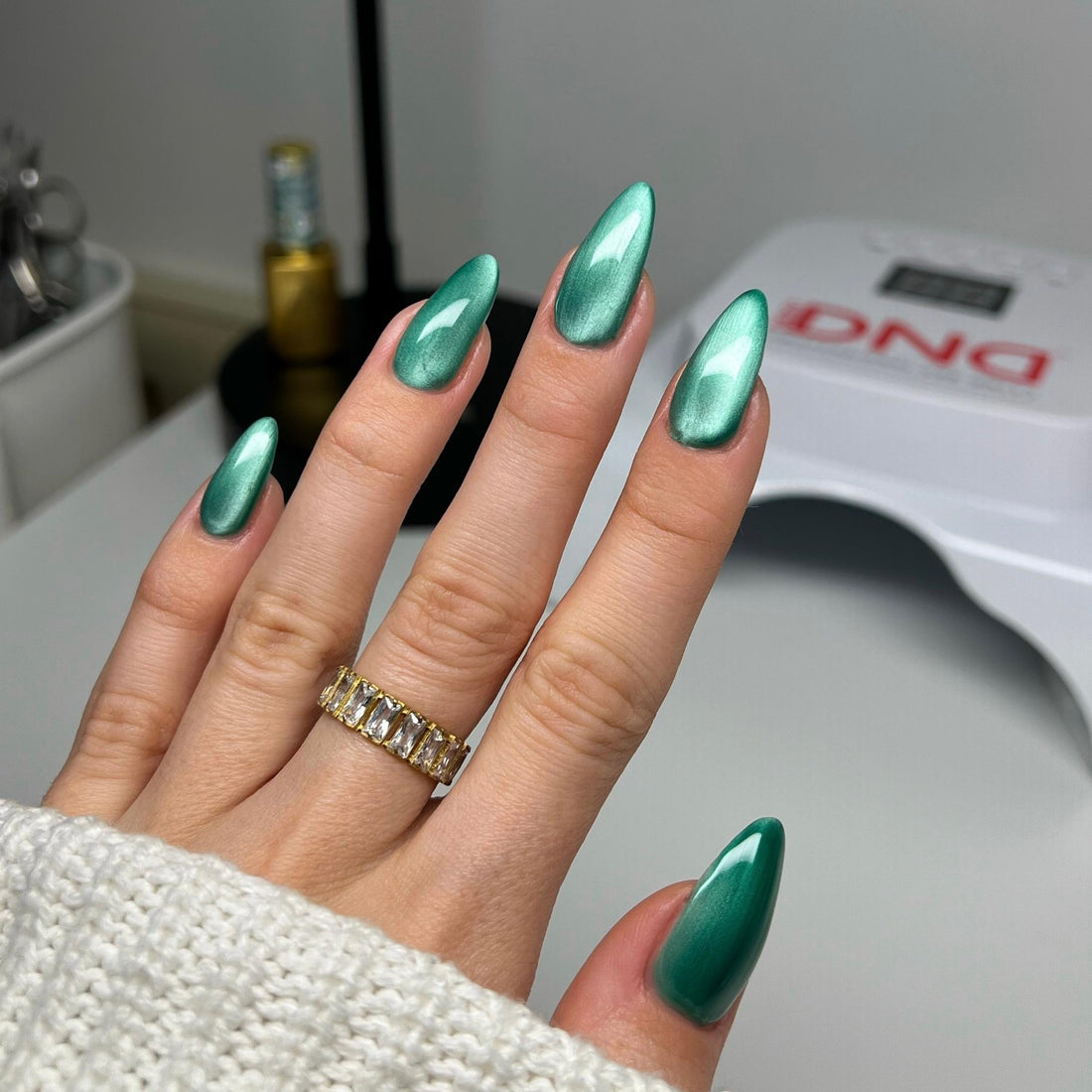 DIVA 9D Cat Eye Glassball #11- Sea Glass