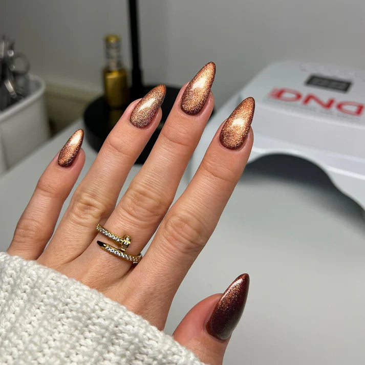 DIVA 9D Cat Eye Candy #18- Toffer Crisp