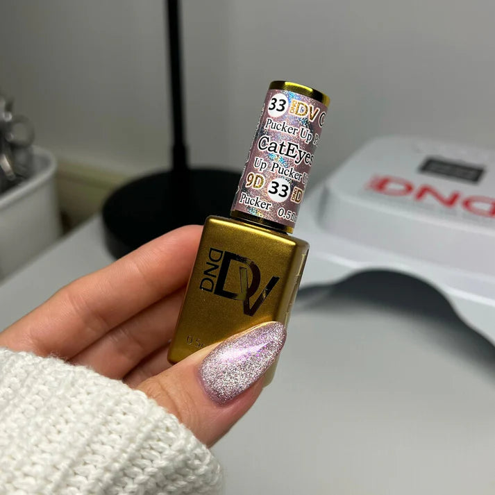 DIVA 9D Cat Eye Daydream #33- Pucker Up