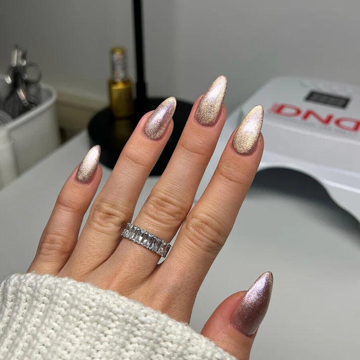 DIVA 9D Cat Eye Daydream #35- Hazel Dreams