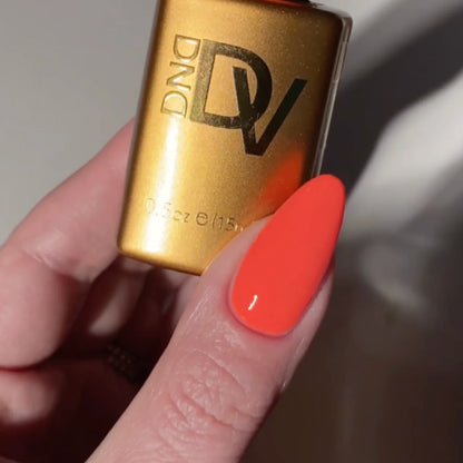 DND DIVA Gel & Lacquer Duo - DV #210 Sunkissed Coral