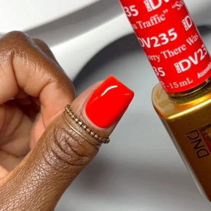 DND DIVA Gel & Lacquer Duo - DV #235 "Sorry There Was Traffic"