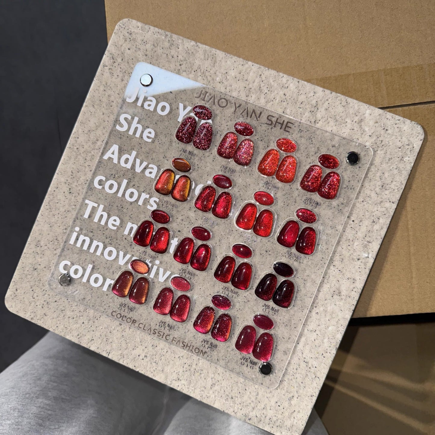 JIAO YAN SHE | Red Cat Eye Collection (16 colors)