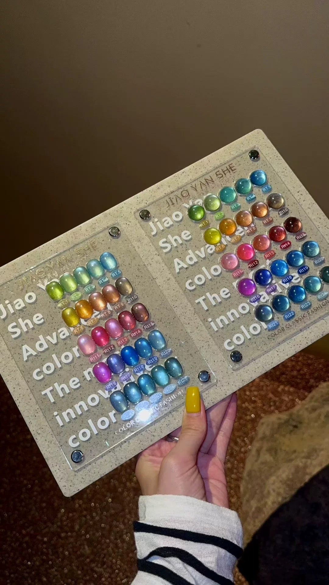 JIAOYAN SHE | COLORFUL CATEYE - 25 COLORS