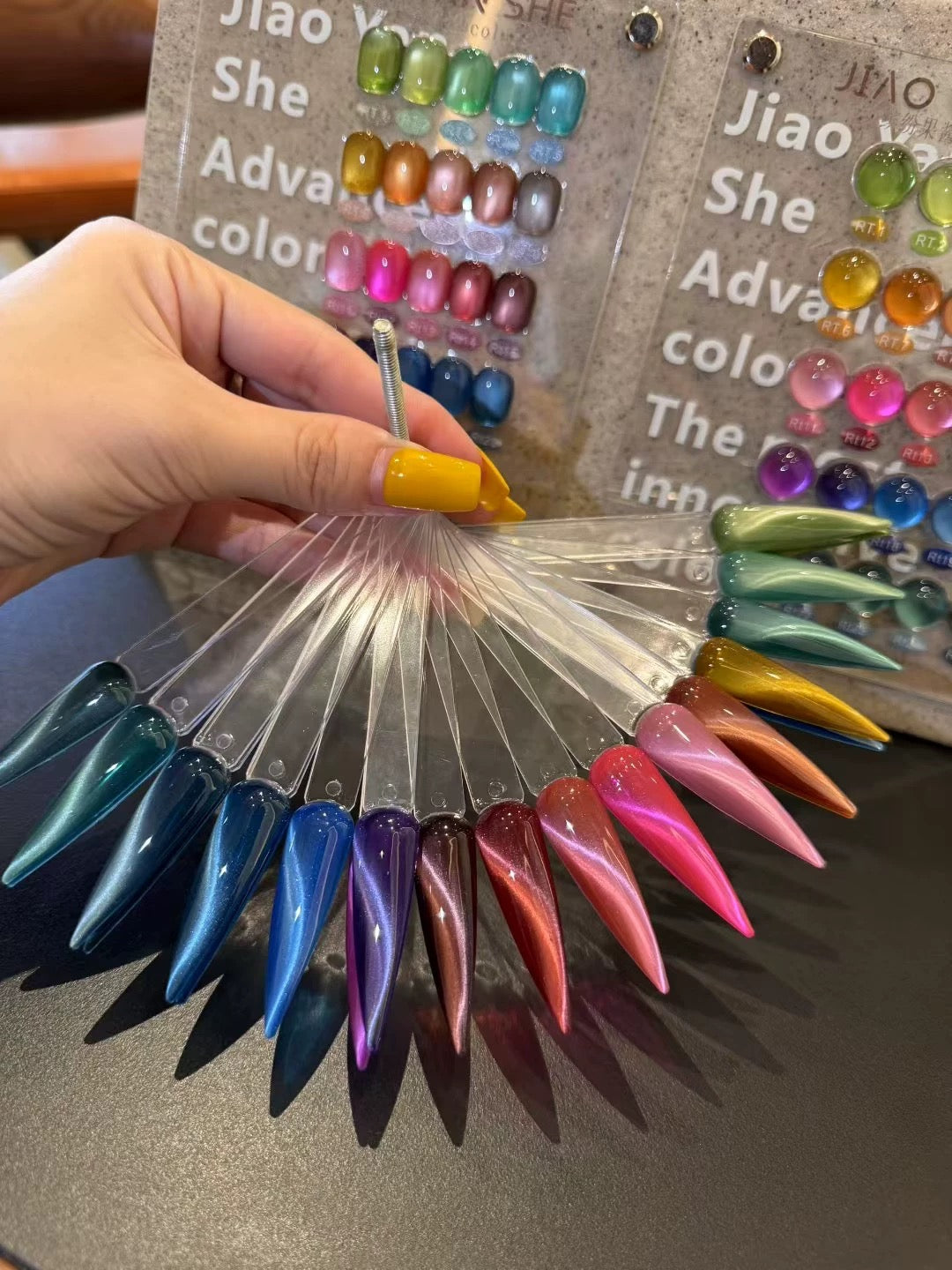 JIAOYAN SHE | COLORFUL CATEYE - 25 COLORS